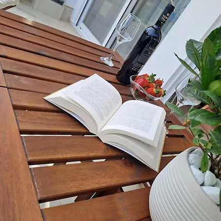 Sofilins Luxury Апартаменты *